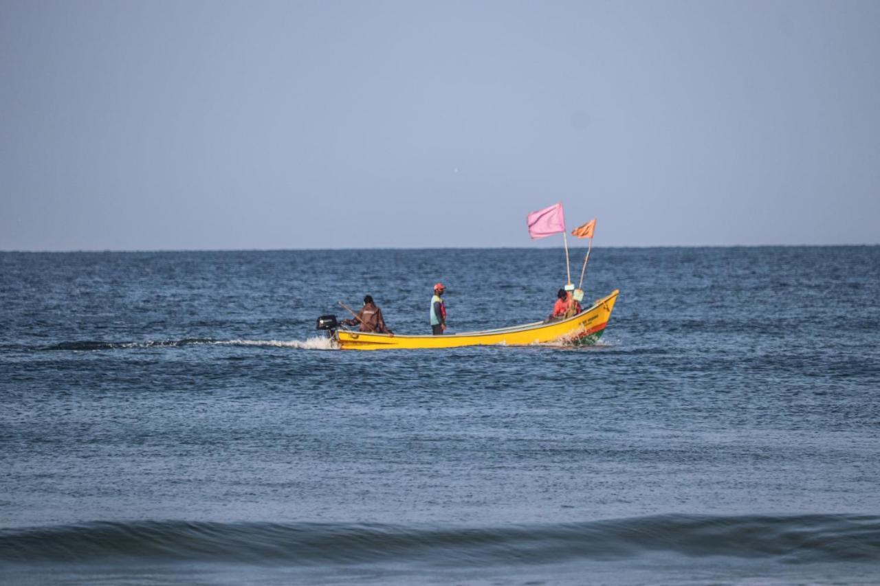 Blue Lagoon Beach Resort Gokarna  Luaran gambar