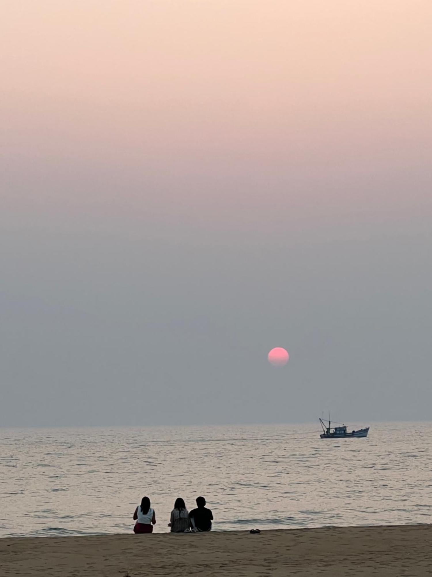 Blue Lagoon Beach Resort Gokarna  Luaran gambar